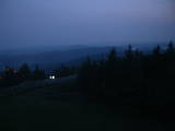 22 : 00