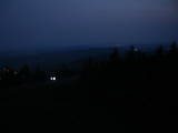 22 : 08