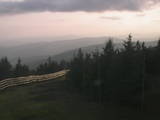 19 : 56