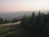 19 : 44