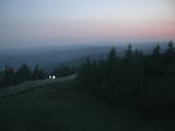 22 : 00