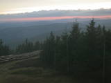 19 : 44