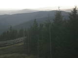 18 : 44