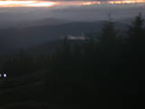 18 : 48