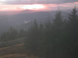 18 : 10