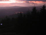 18 : 42