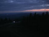 22 : 00