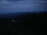 04 : 00