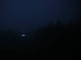 22 : 00