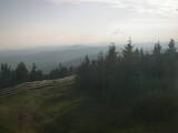 19 : 04