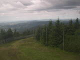 09 : 36