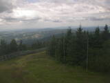 11 : 08