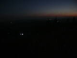 22 : 00