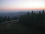 21 : 08