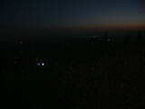22 : 00