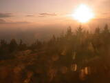 18 : 52
