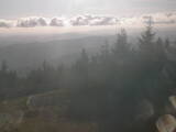 17 : 48