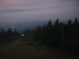 06 : 00