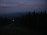 06 : 00