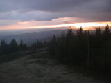 18 : 44