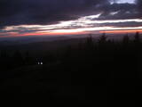 19 : 44