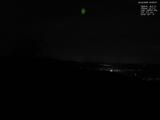 02 : 00