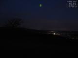 04 : 32