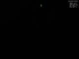 22 : 00