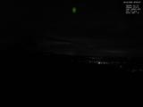 03 : 00