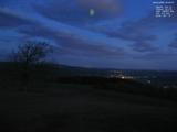 04 : 40