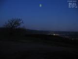 04 : 32
