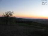19 : 56