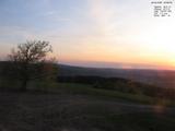 19 : 52