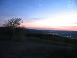 21 : 00
