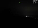 03 : 04