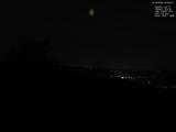 03 : 00