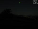 02 : 04
