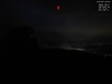 03 : 00
