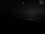 03 : 04
