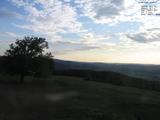 19 : 48
