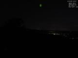 23 : 04