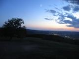 22 : 04