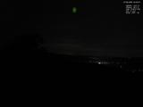 03 : 00