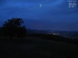03 : 44