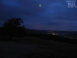 03 : 44