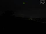 03 : 00