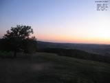 21 : 08