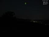 03 : 00
