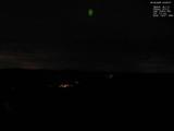 03 : 00