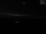 03 : 32